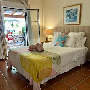 bed-and-breakfast-at-home-in-malaga.1costadelsol.com/